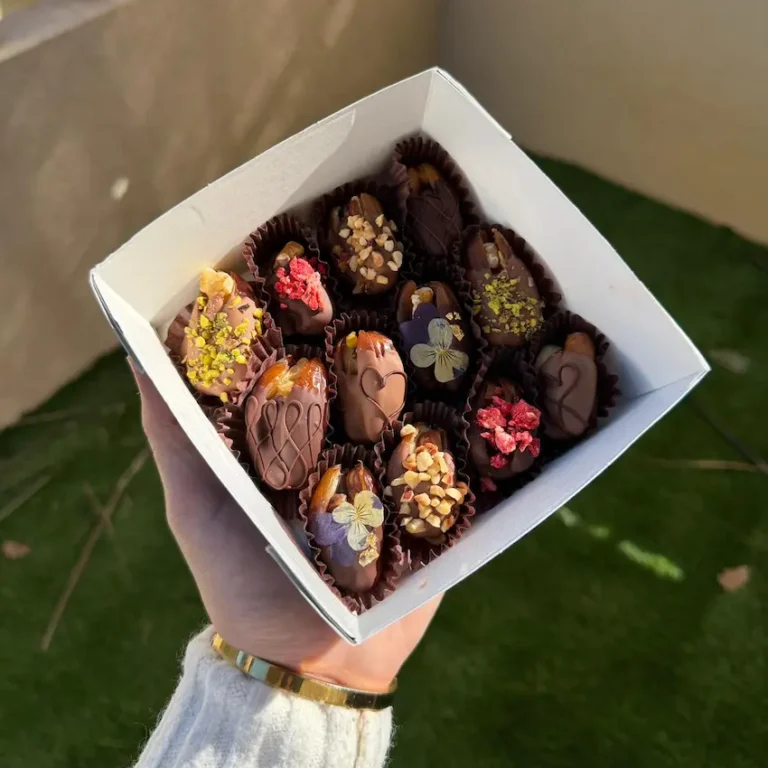 boite de 12 dattes enrobées de chocolat